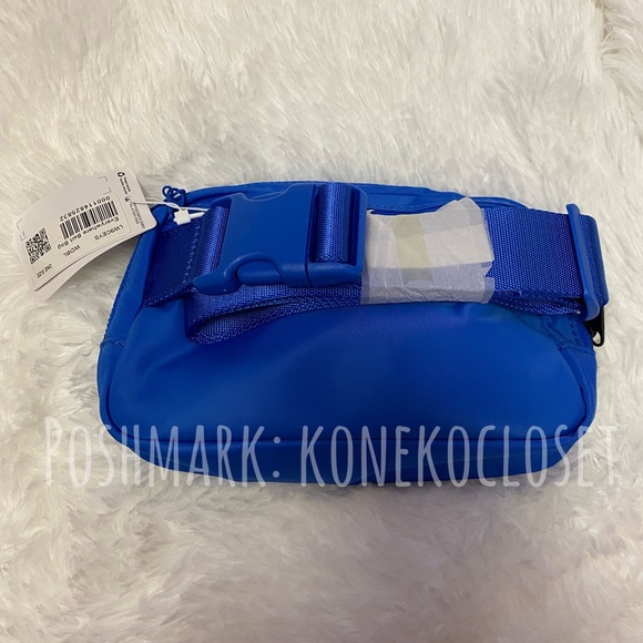 NWT Lululemon Wild Bluebell Everywhere Belt Bag Fanny Pack Crossbody OG original - Picture 2 of 2